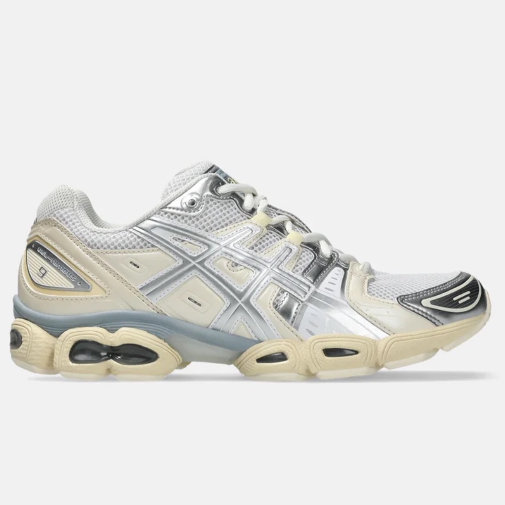 NWT Asics Gel Nimbus sneakers women’s 8.5